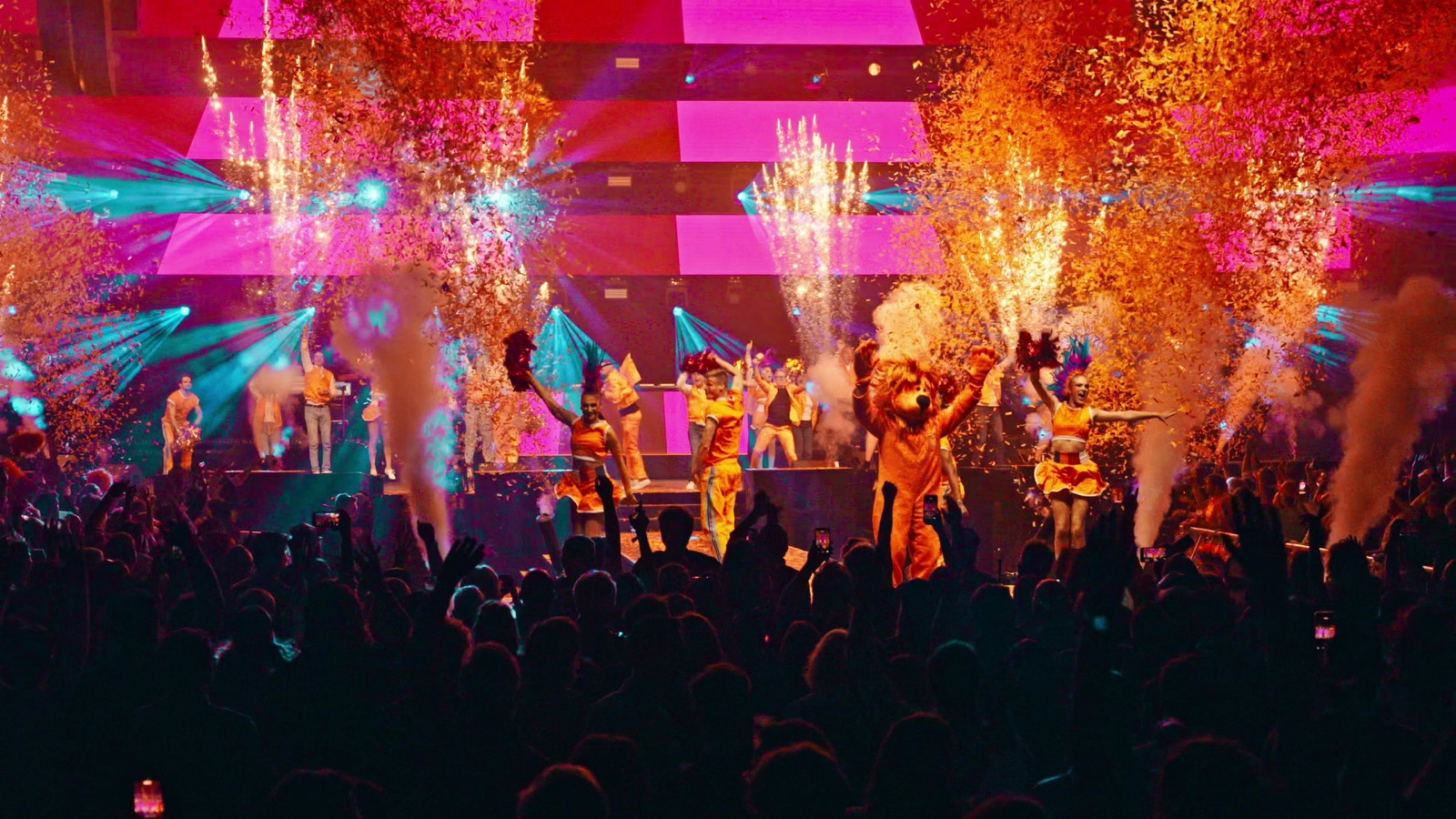 Confetti and stage pyro at ING Super Thursday in the ING Arena, Brussels, 2026
